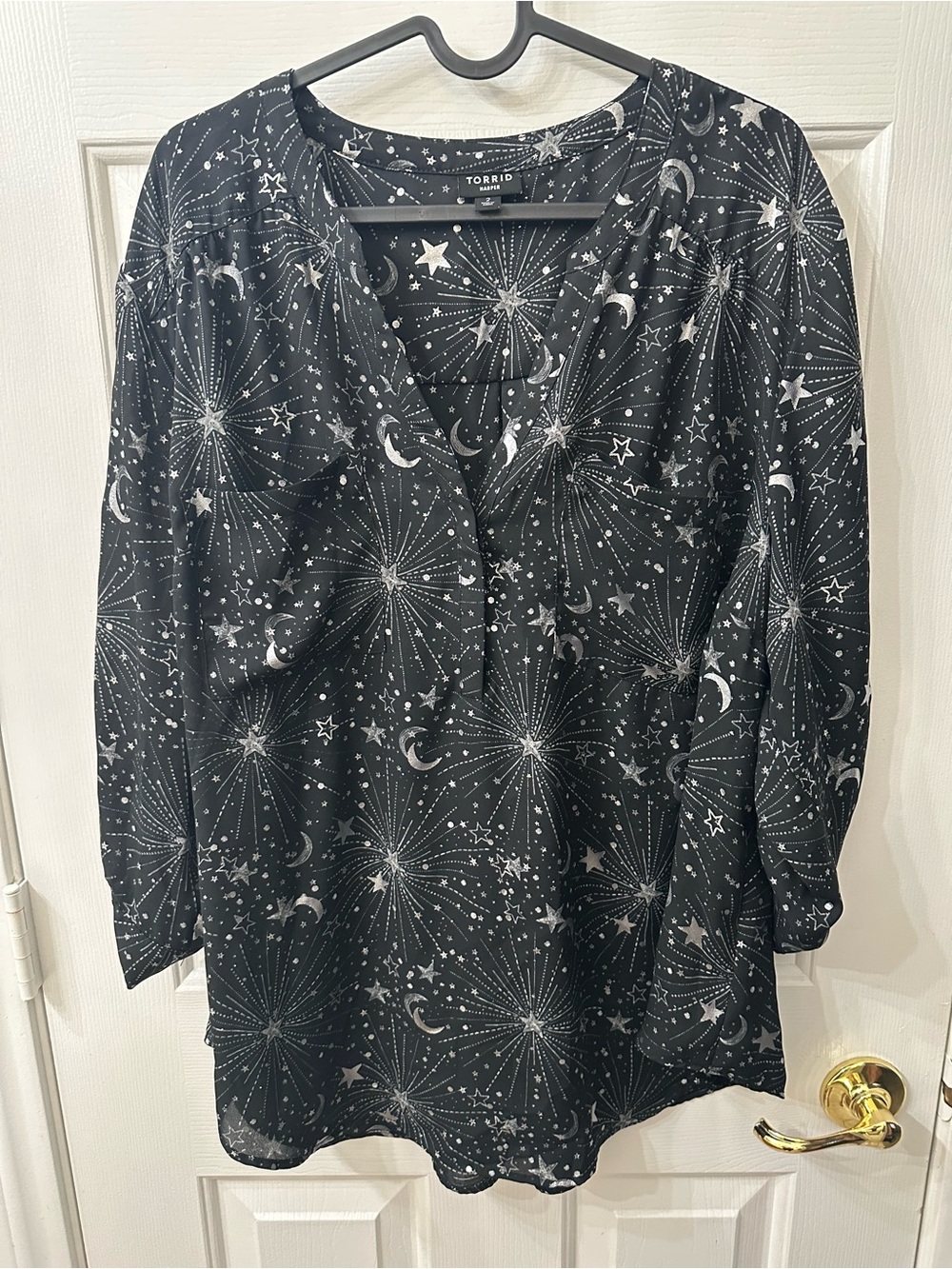 Torrid Top Harper Blouse V-Neck Black Silver Celestial Business Casual 2X